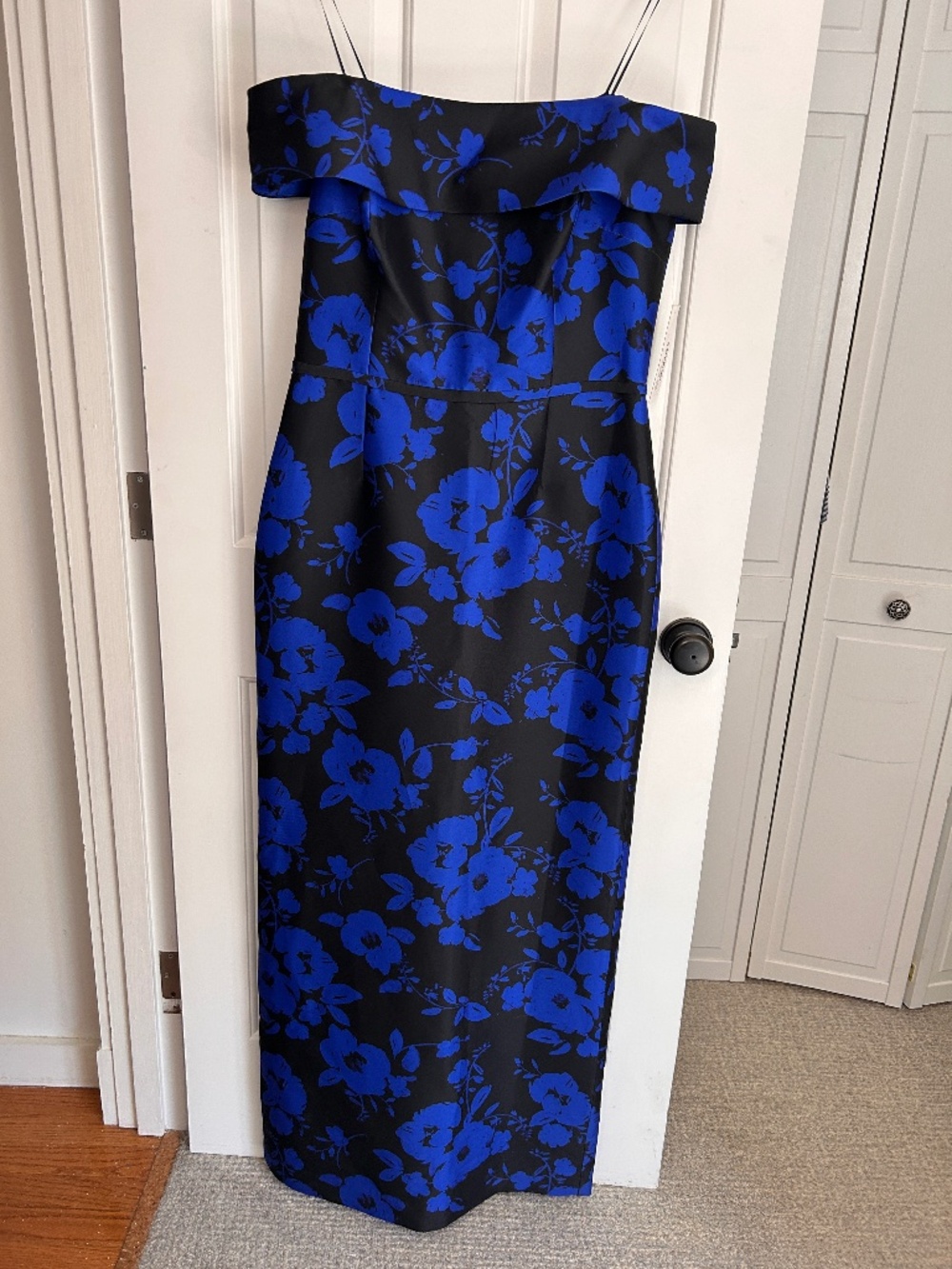 NWT Teri Jon by Rickie Freeman Black Cobalt Floral Strapless Gown - Size 12